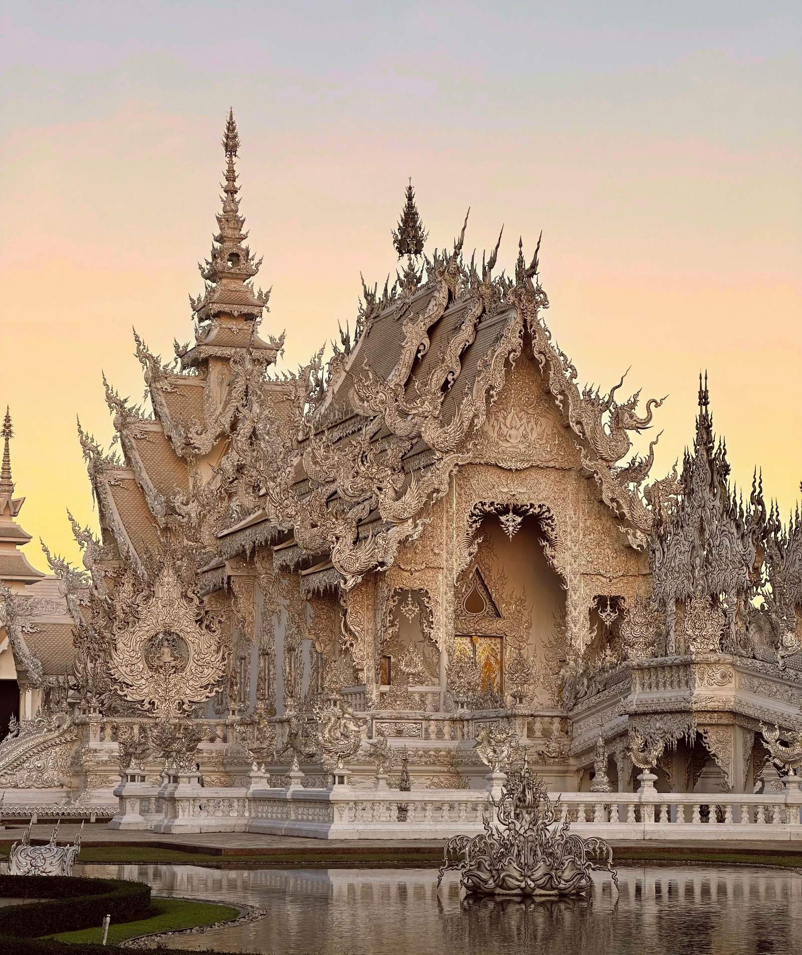 White Temple Chiang Rai